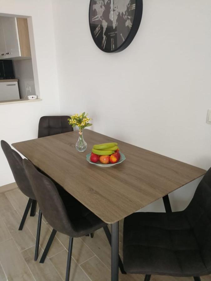 Kameni Put Apartment Ražanac Exterior foto